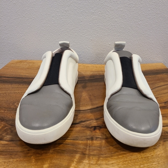 Vince Caden Colorblock White & Gray Leather Sneakers - Picture 3 of 13